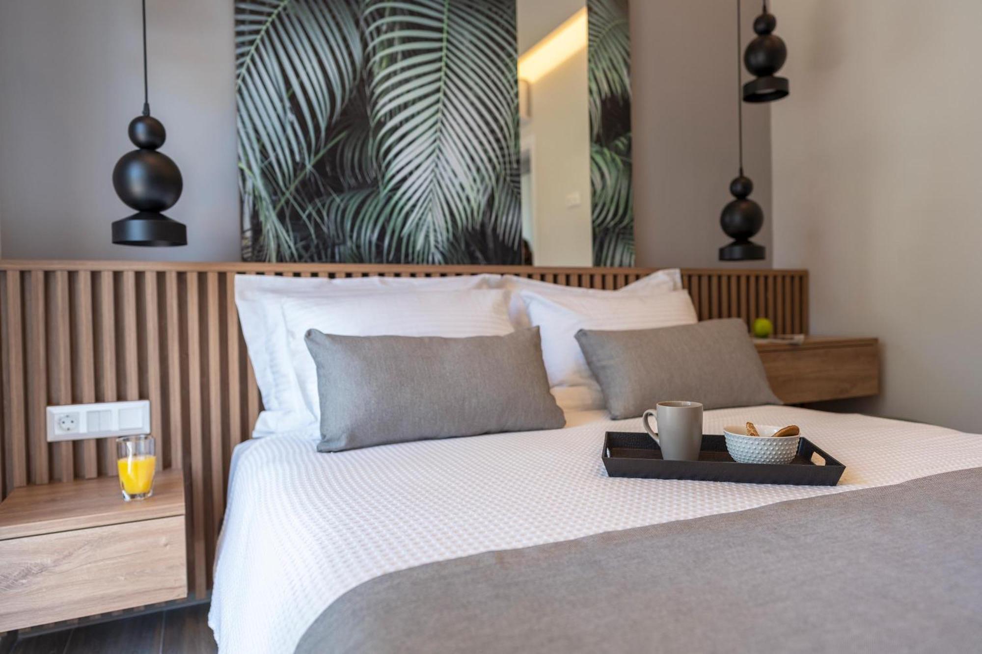 Palmeral Luxury Suites Kremastí Zimmer foto