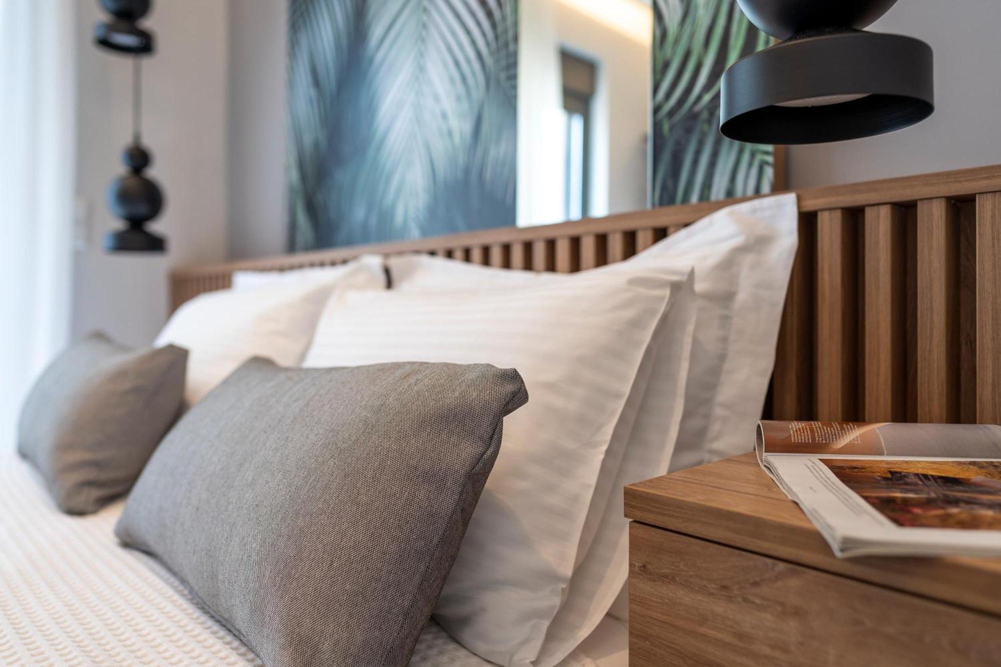 Palmeral Luxury Suites Kremastí Zimmer foto